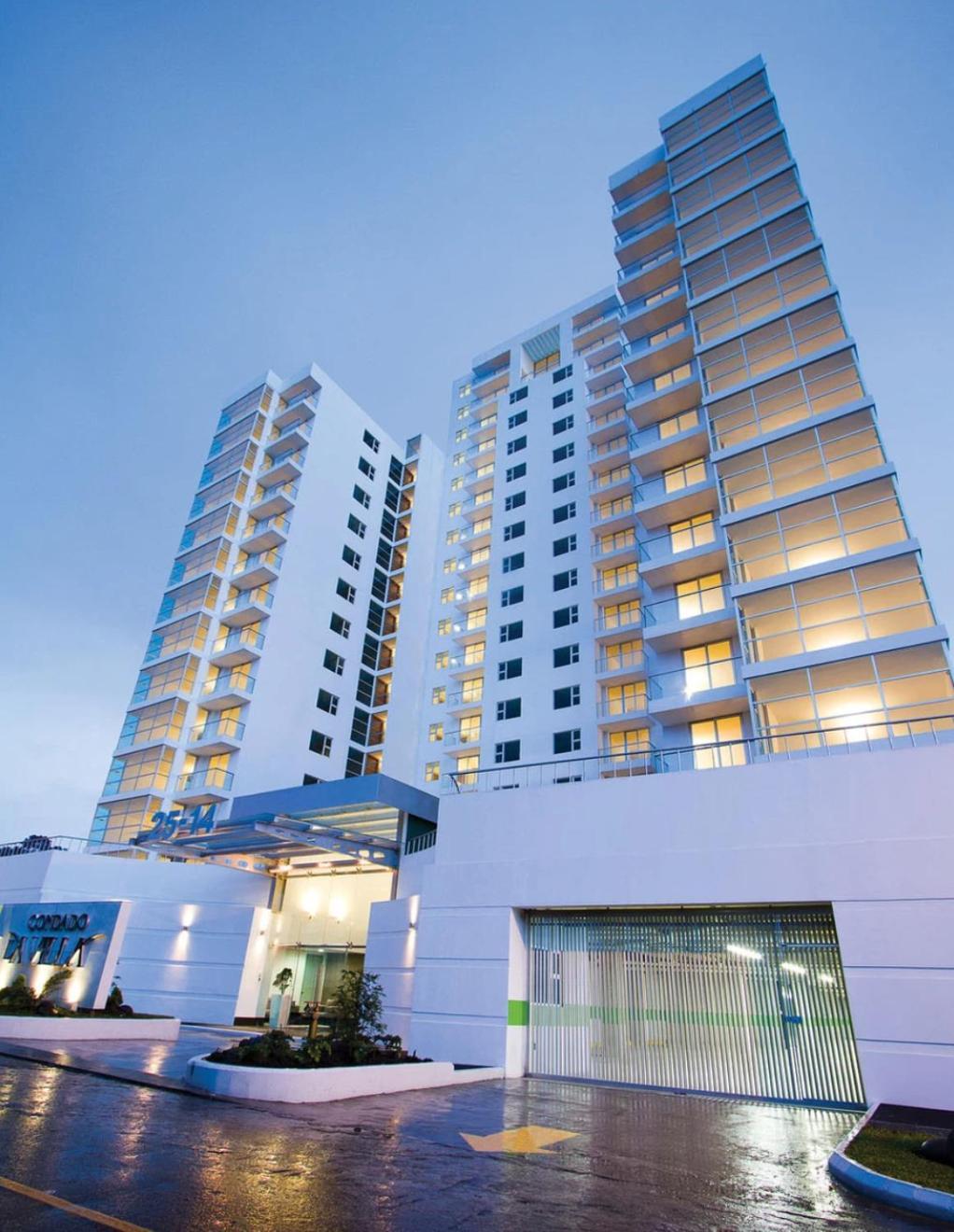 2 Rooms, 1 King Size Bed, 64" Smart Hdtv Guatemala City Exterior foto